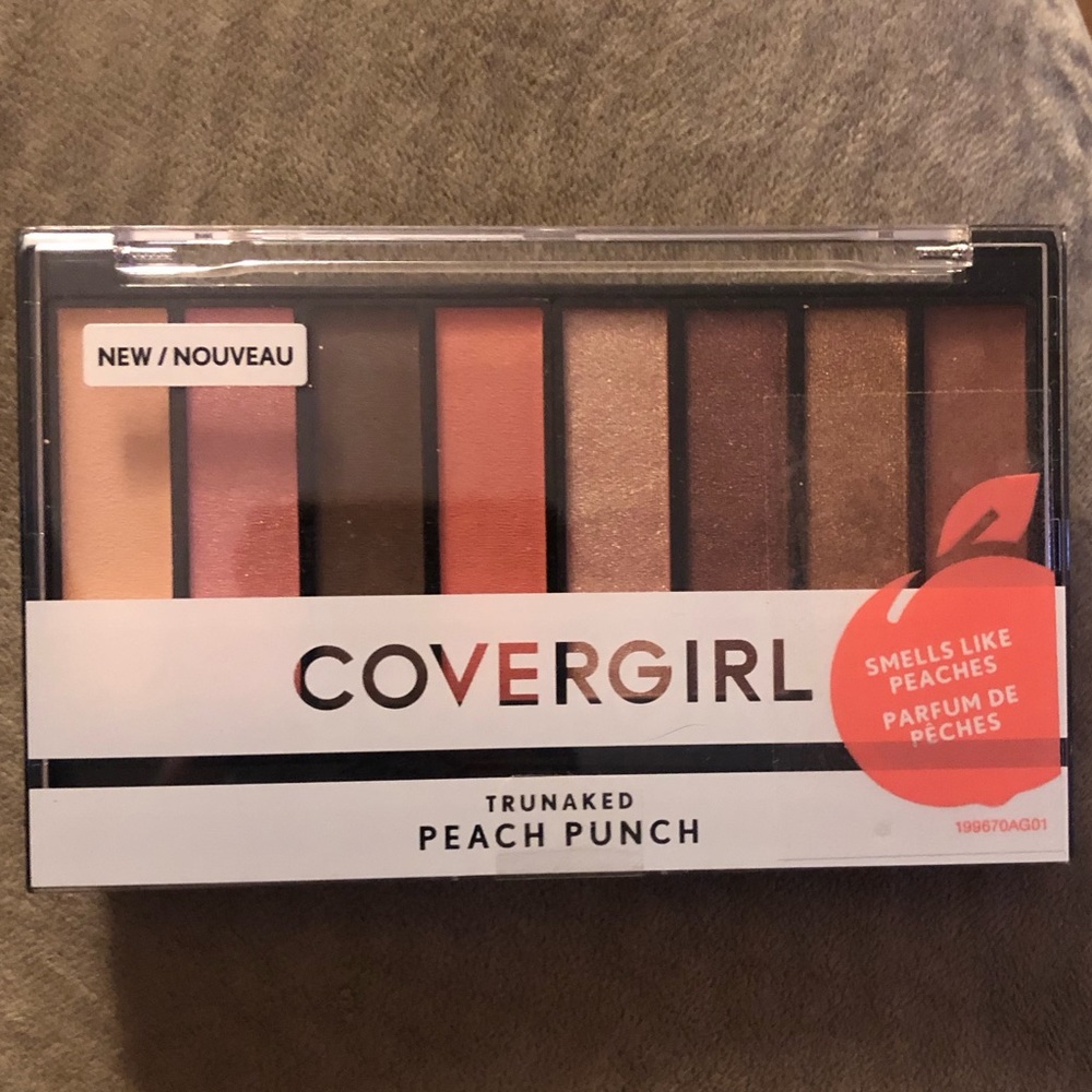 💥NWT Covergirl eyeshadow palette!💥